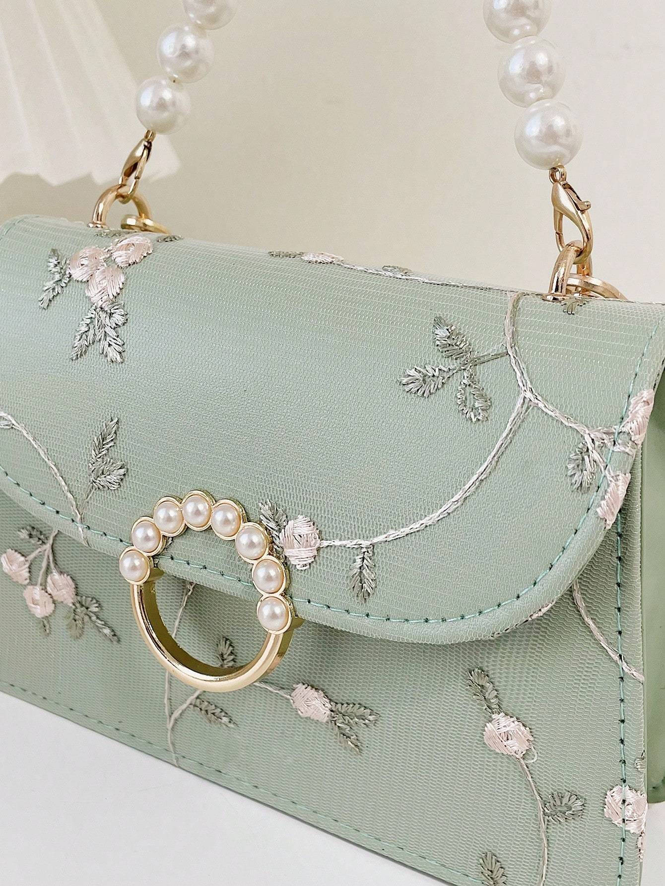 Simple And Fashionable Pearl Hand-Held Small Square Bag For Women