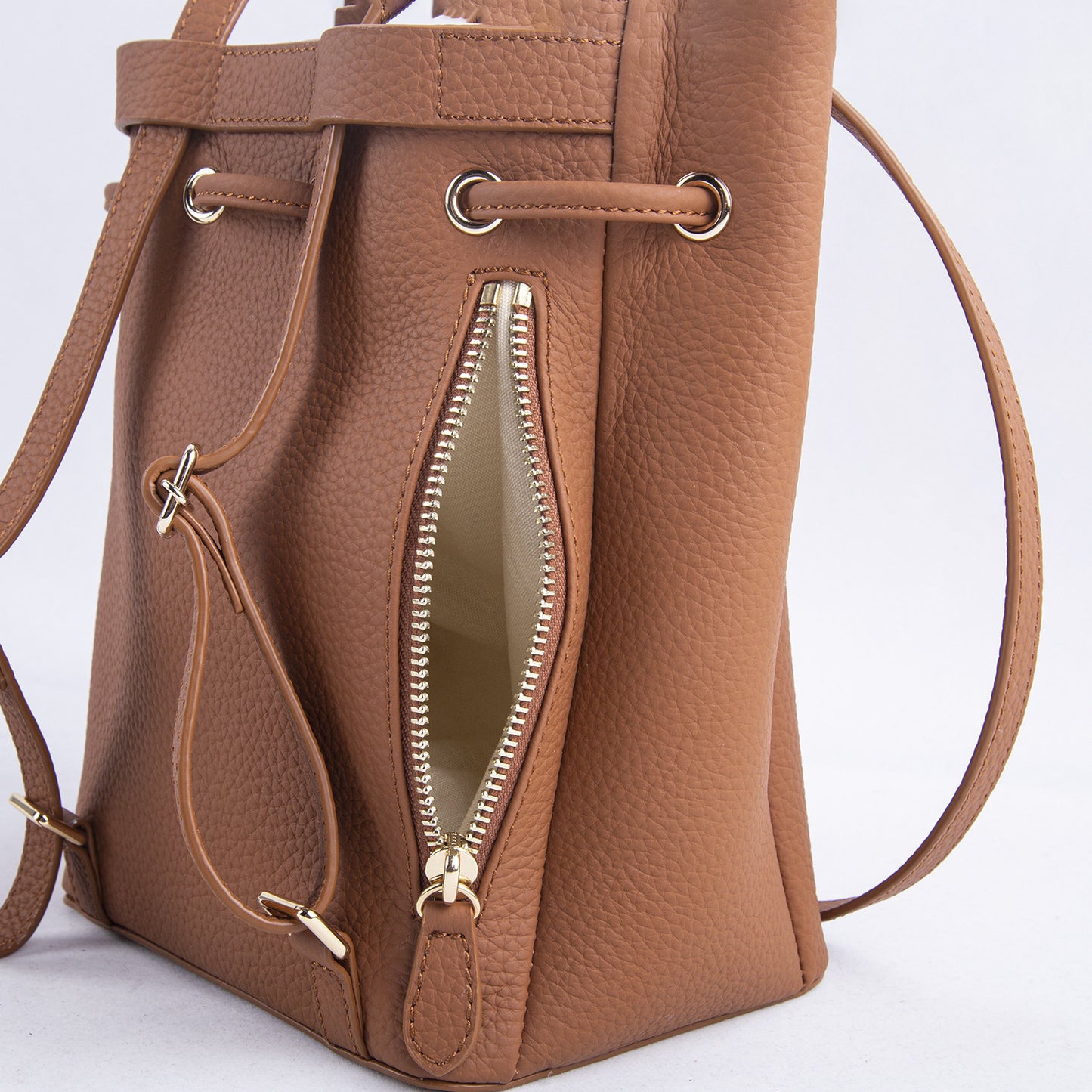 Backpack Hot Selling First Layer Cowhide Niche Handmade Shoulder Crossbody Bucket Bag