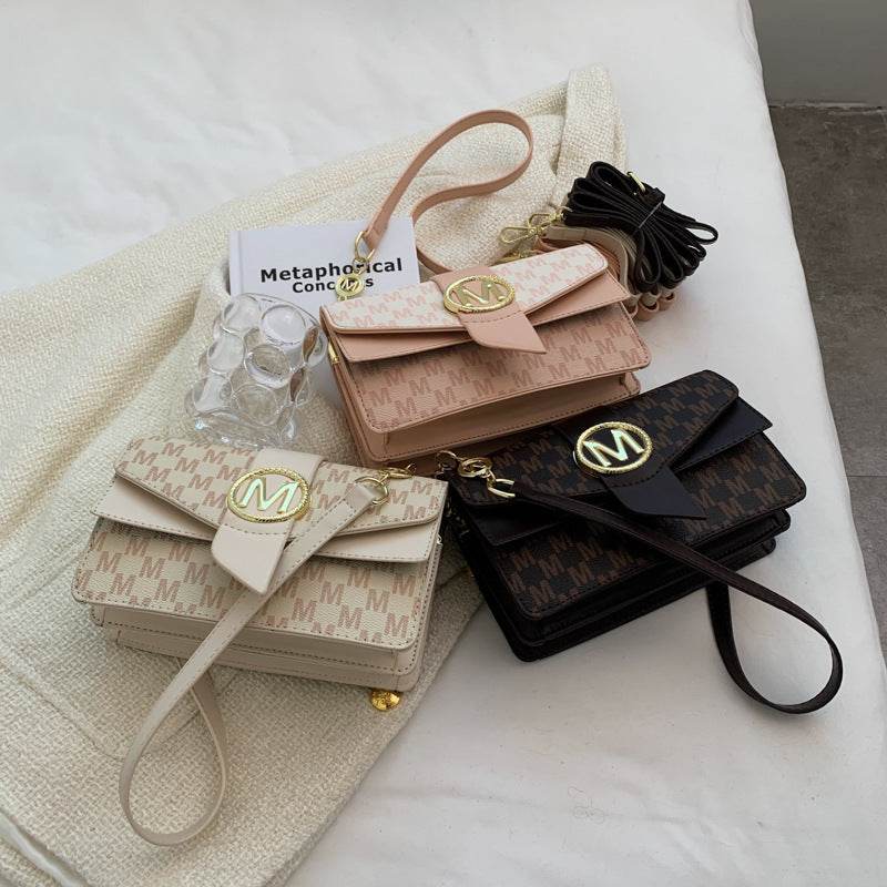 Niche Personality Printed Letter Shoulder Messenger Bag - PANGO
