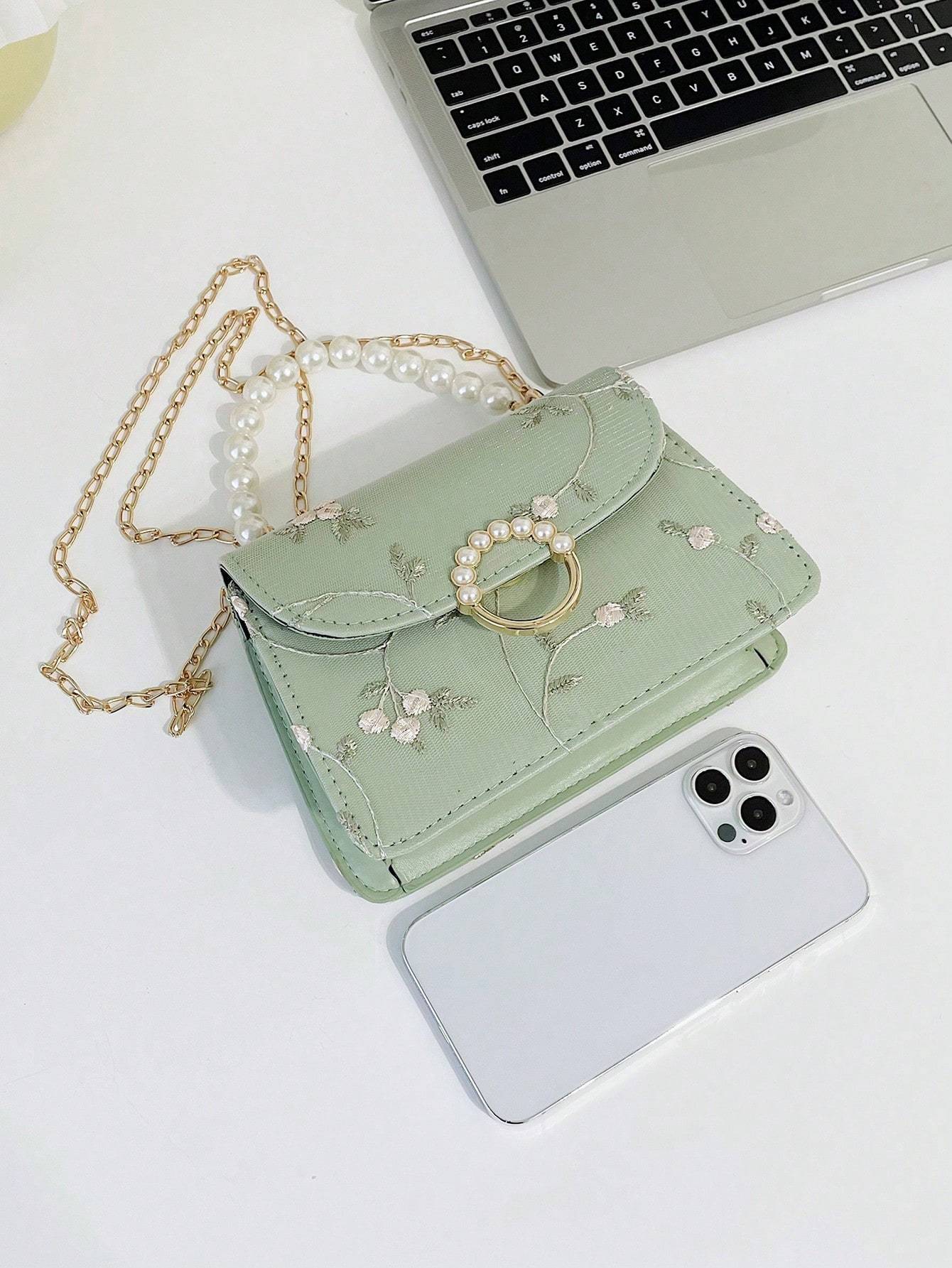 Simple And Fashionable Pearl Hand-Held Small Square Bag For Women