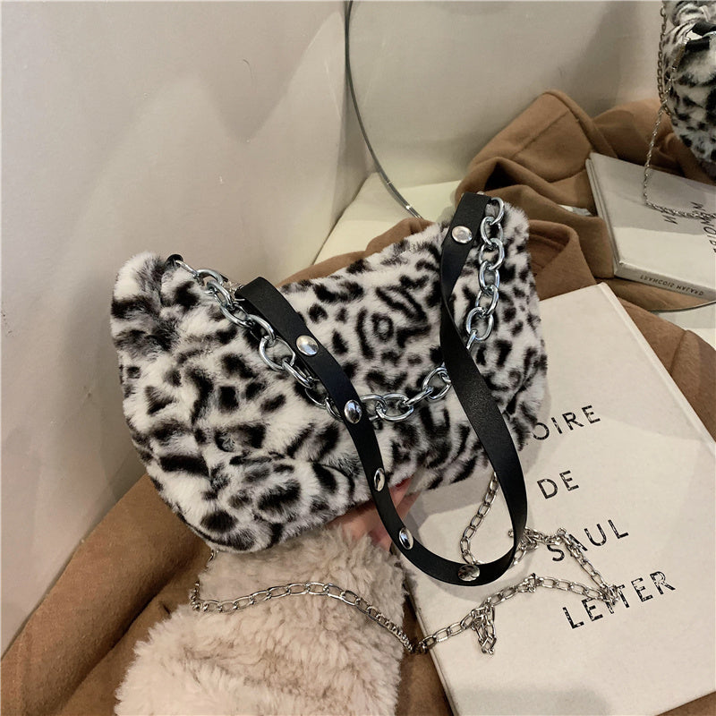Leopard Pattern Plush Bag